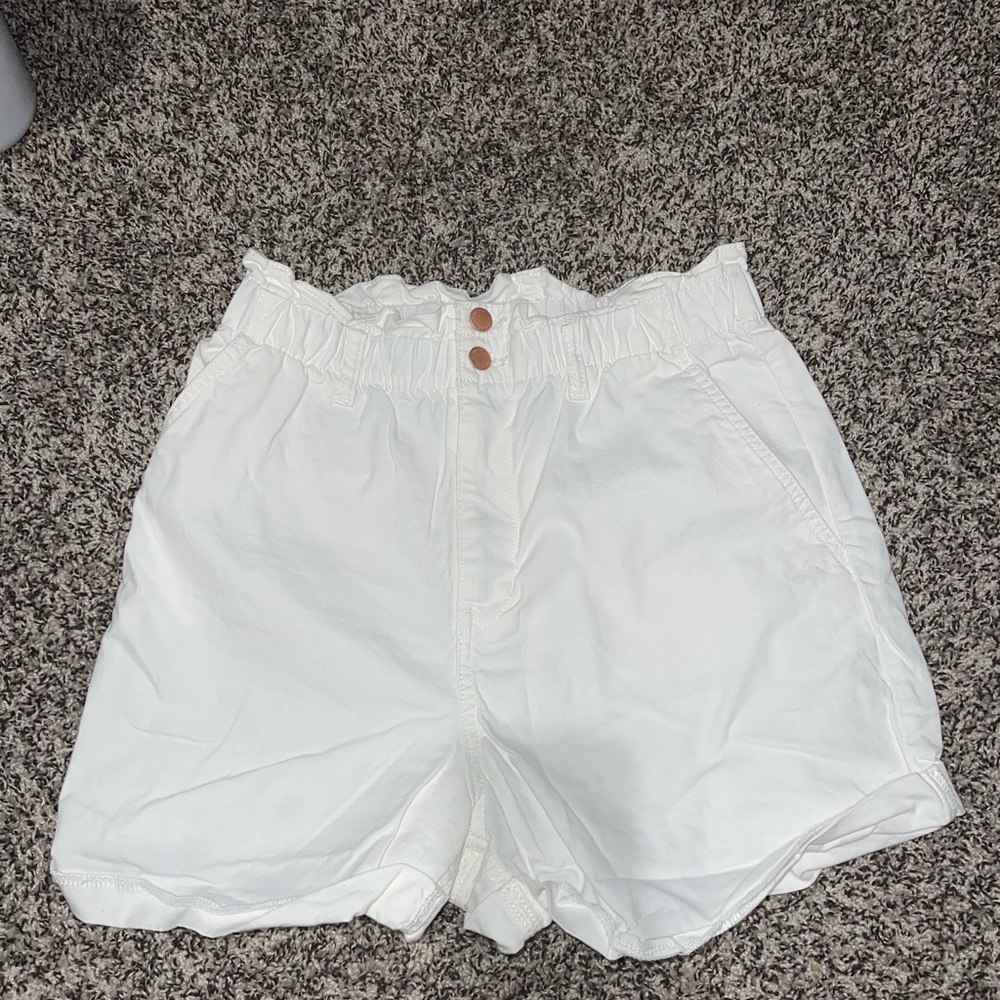 Target paper bag shorts - white